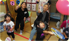 子供達とふれあいながら、一緒に楽しく過ごしてみませんか？